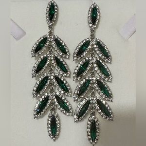 Emerald jeweltone earrings
